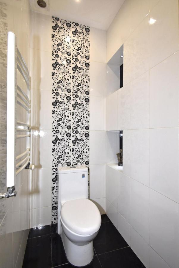 Homestay At City Center Erévan Extérieur photo